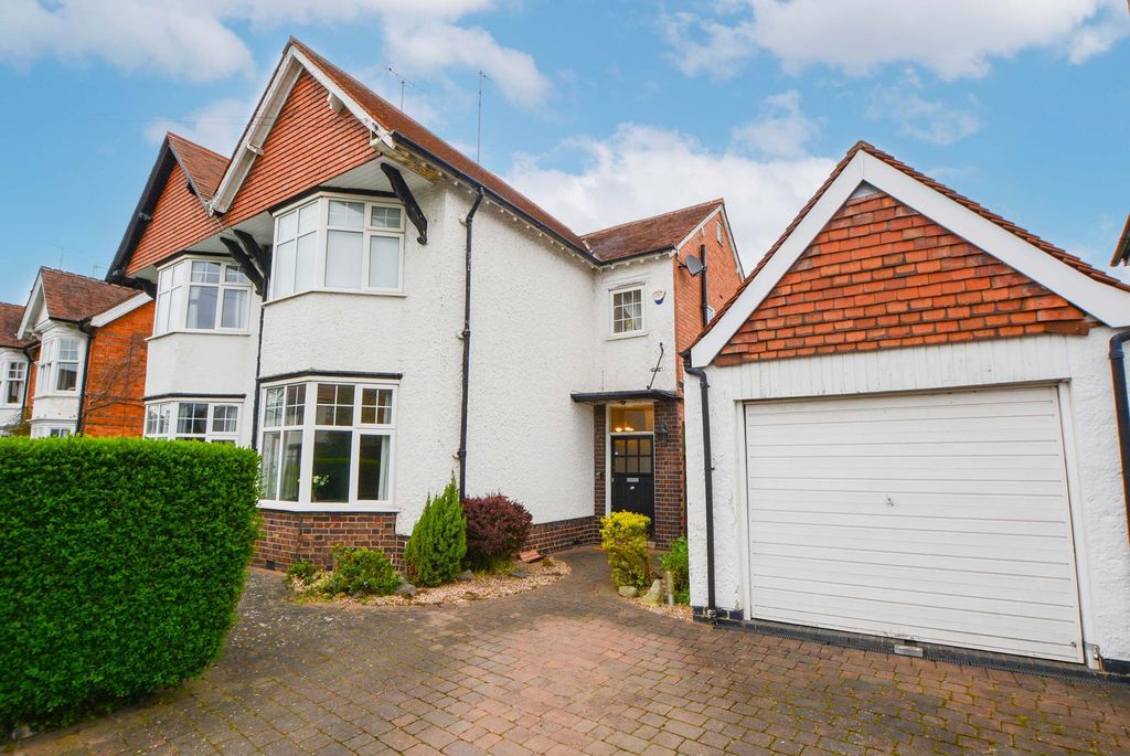 Property photo 1 of 31