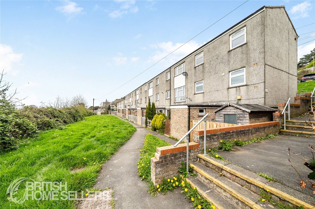 Property photo 1 of 20 Picture No. 21