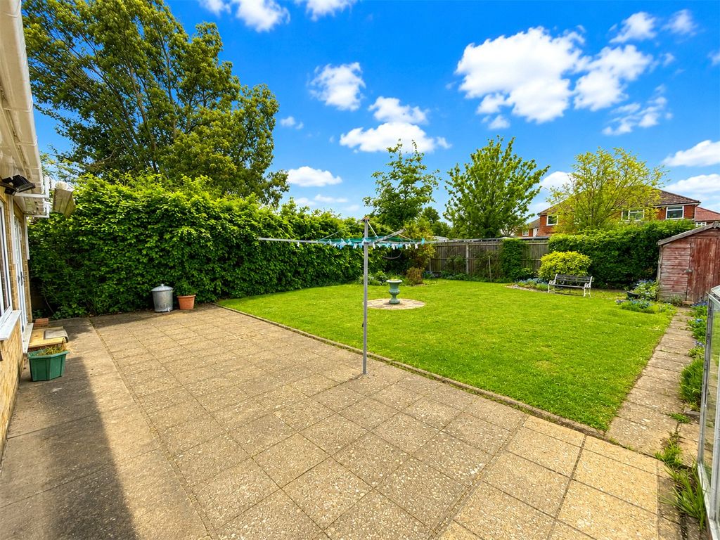 Property photo 3 of 15 Picture No. 11