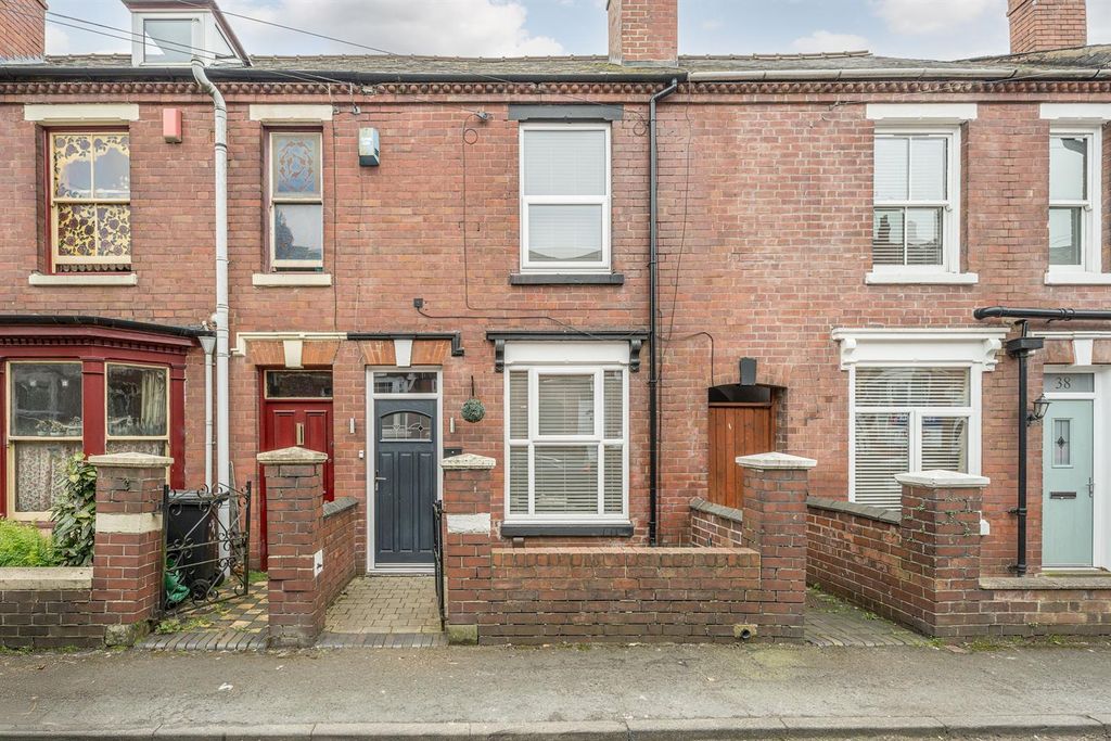 Property photo 1 of 18