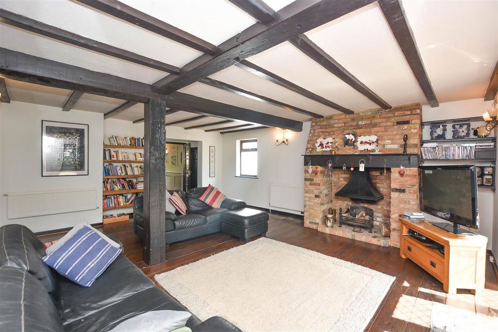 Property photo 2 of 26 Dsc_0051.Png