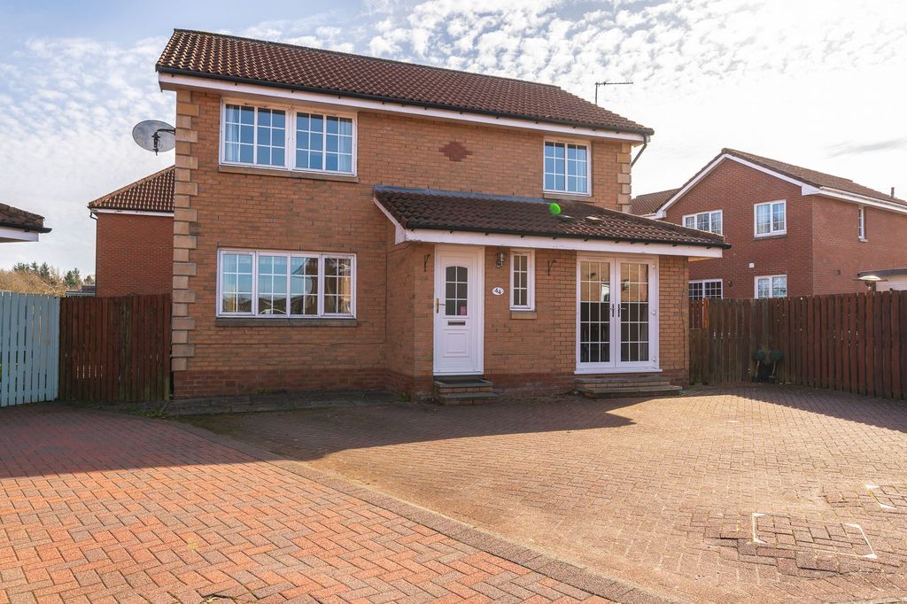 Property photo 1 of 42 Front View