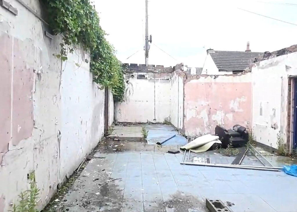 Property photo 3 of 4 Picture No. 04