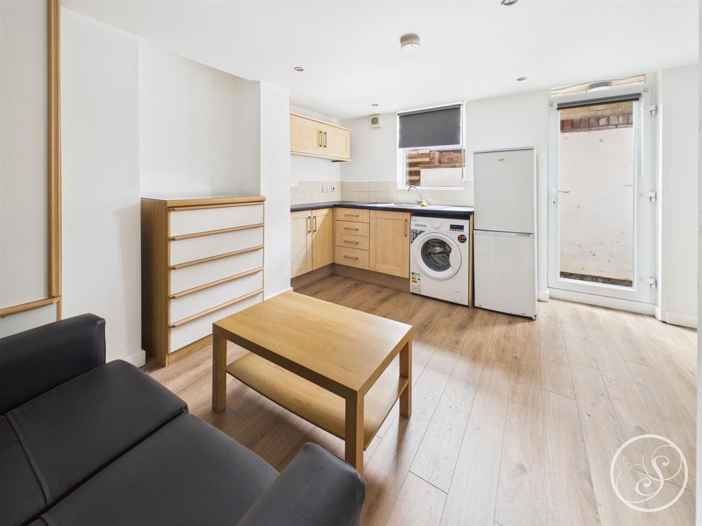 Property photo 2 of 7 Cam02071G0-Pr1015-Still004.Jpg