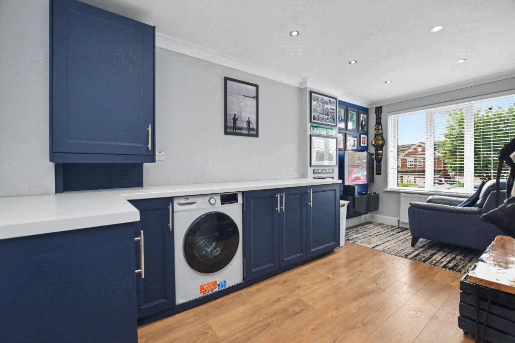 Property photo 3 of 14 Picture No. 16