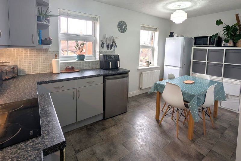 Property photo 3 of 16 Photo 19