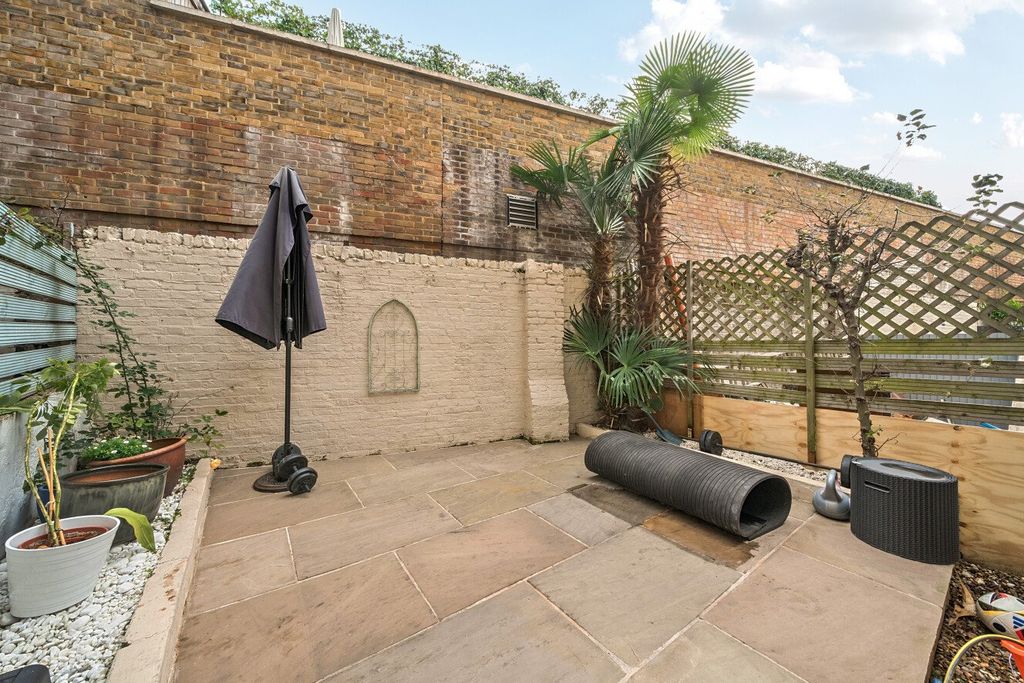 Property photo 3 of 18 Picture No. 18