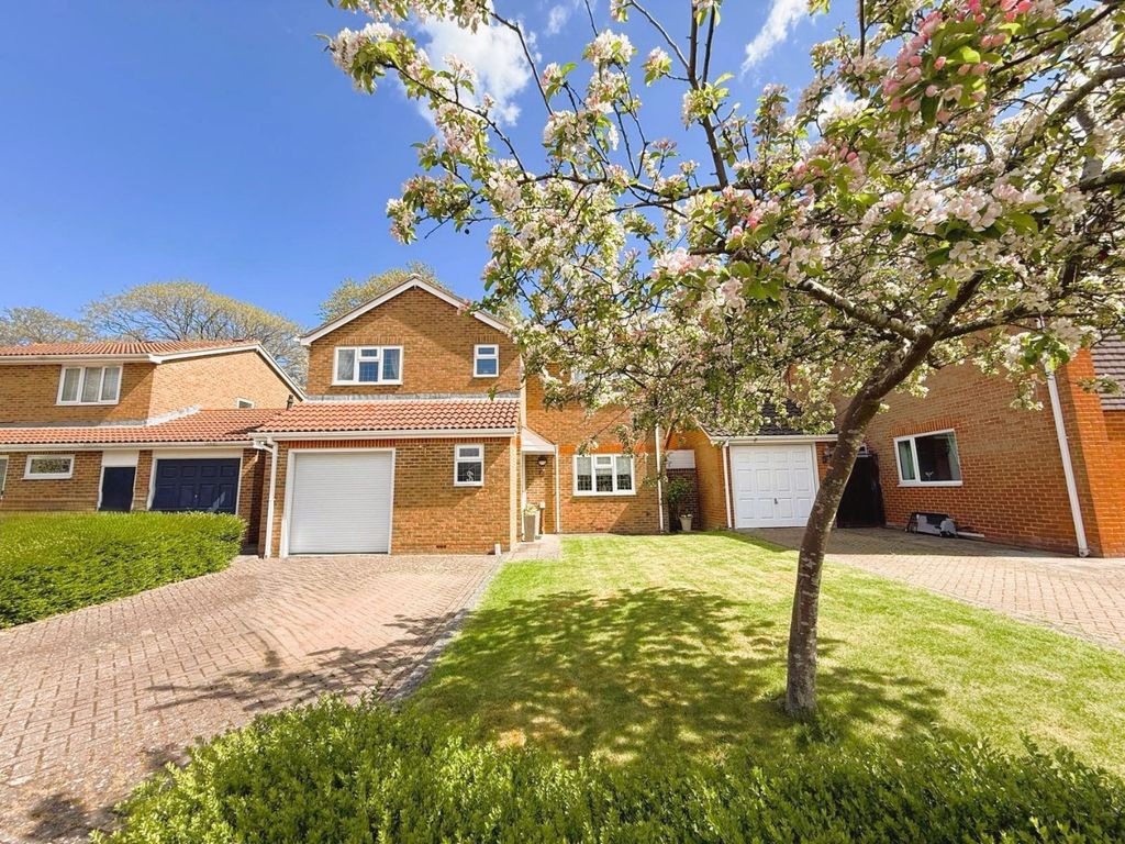 Property photo 1 of 18 3931193