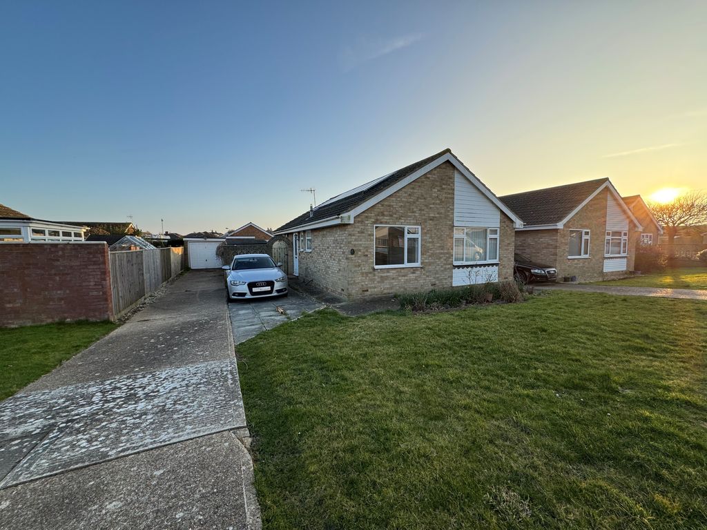 Property photo 1 of 12 Front