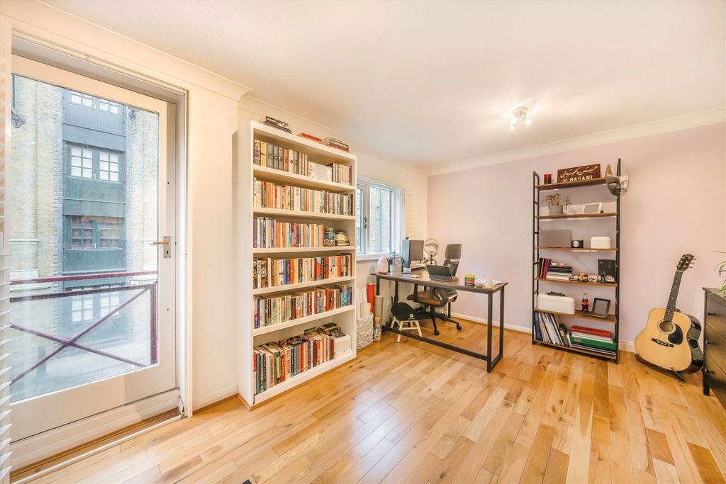 Property photo 2 of 9