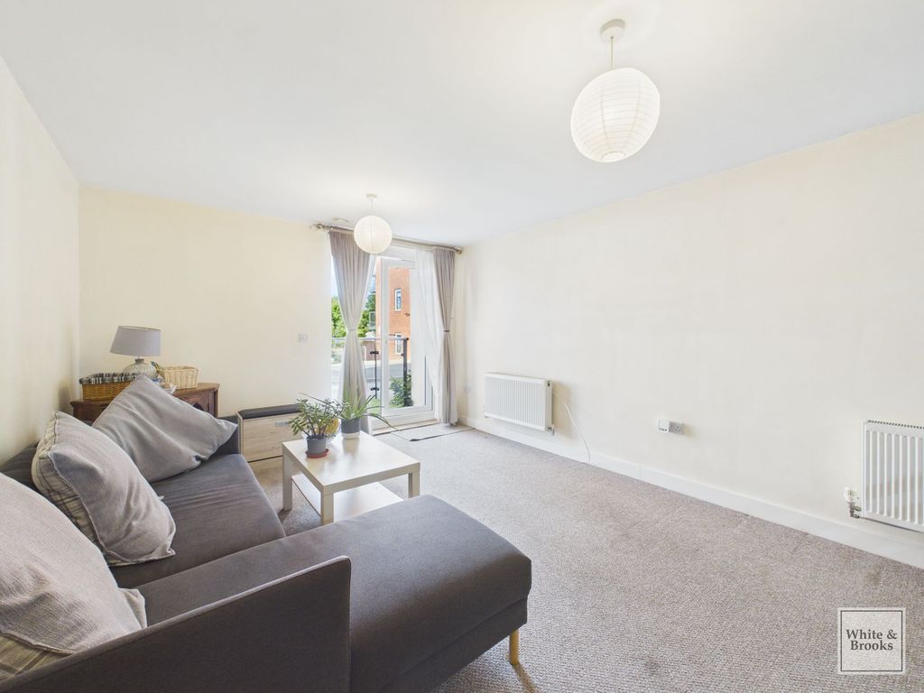Property photo 2 of 13