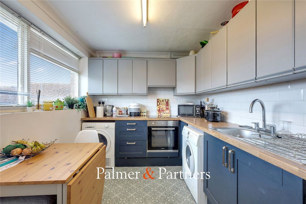 Property photo 2 of 11 Picture No. 03