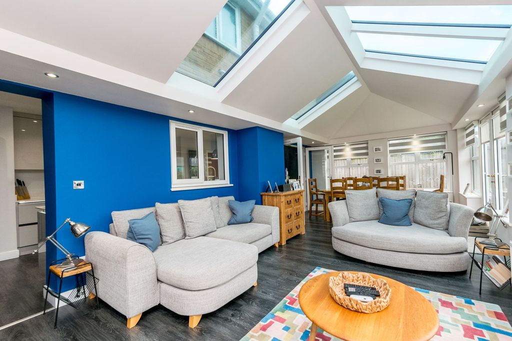 Property photo 3 of 57