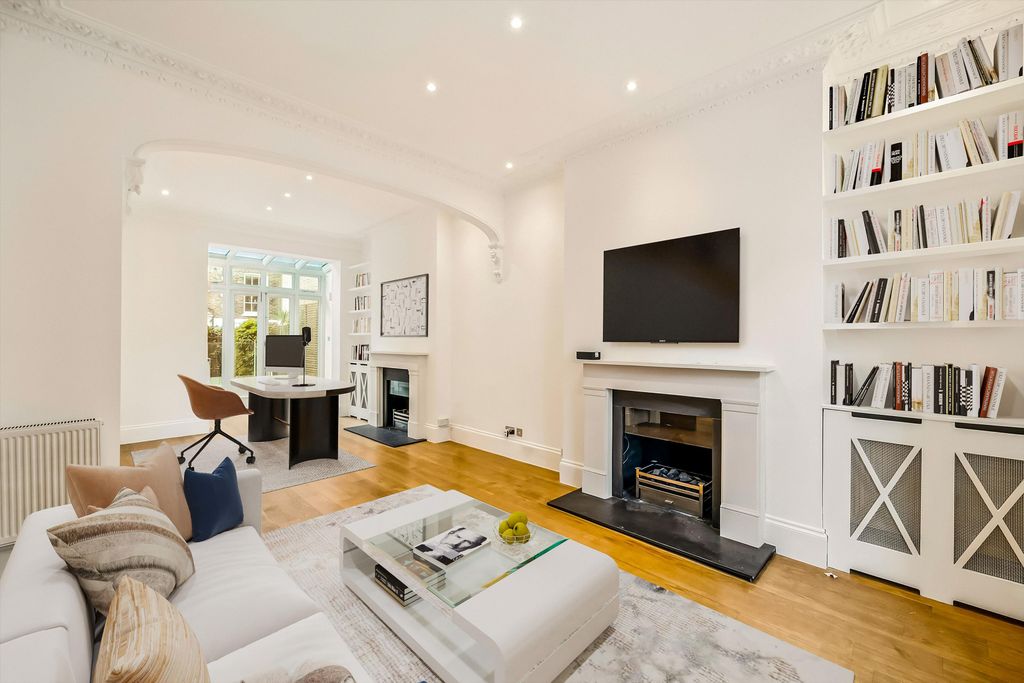 Property photo 1 of 20 Image