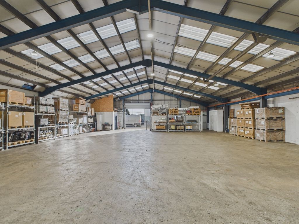 Property photo 3 of 7 Photo 2