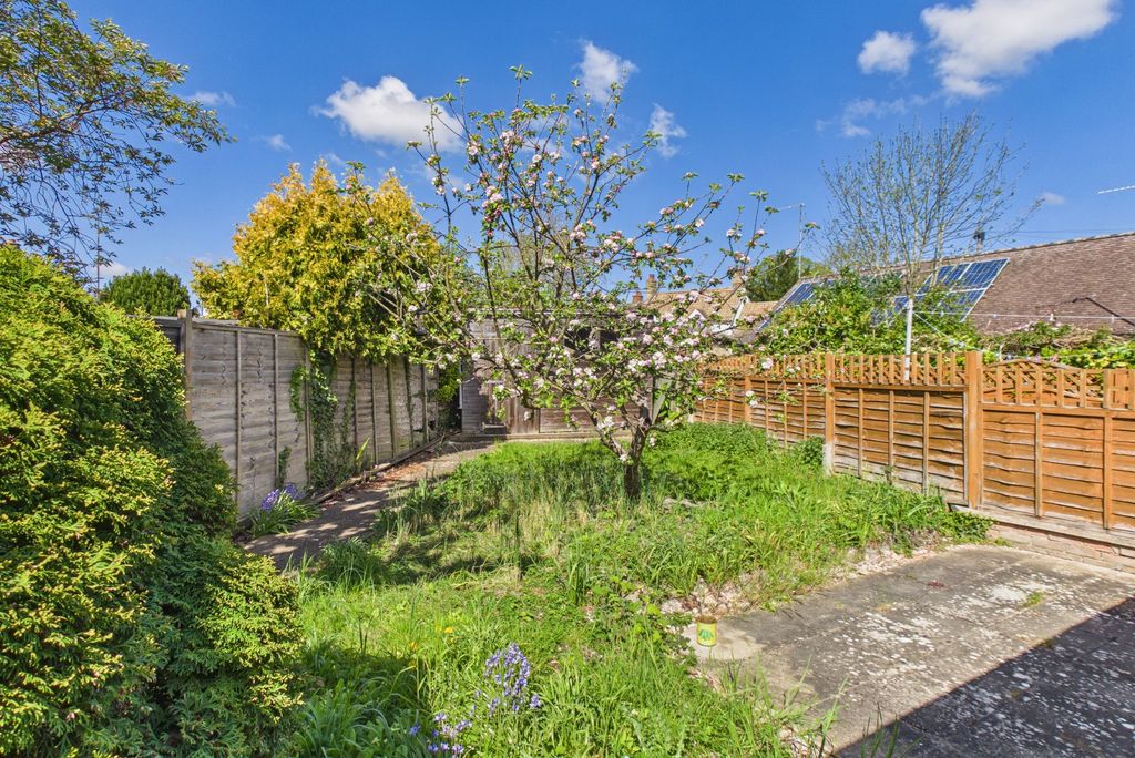 Property photo 2 of 12 Cam02519G0-Pr0420-Still004