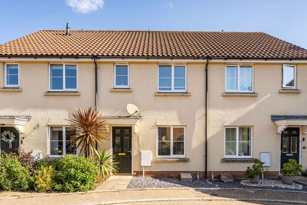 Property photo 1 of 30
