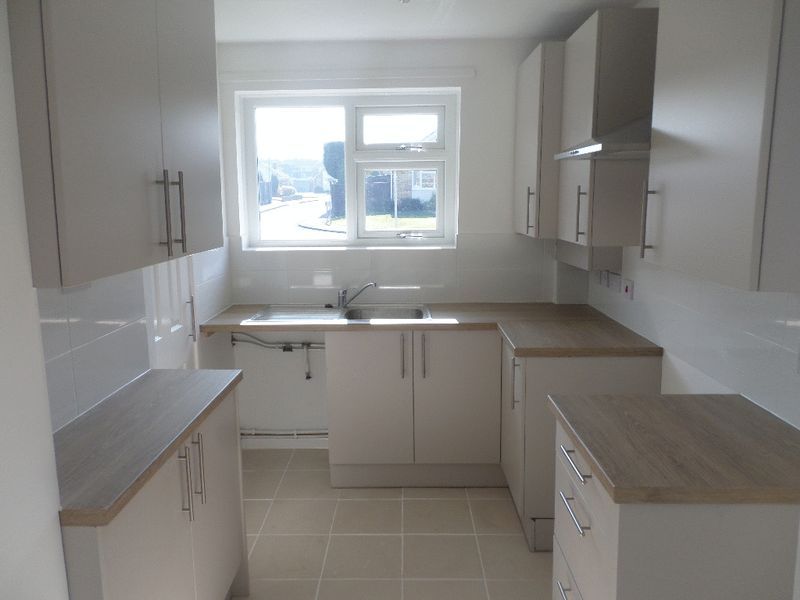 Property photo 3 of 9 Photo 2