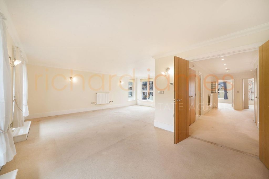 Property photo 2 of 14 Flat 5, Marillac House - Aj3Bng5Hepygrsmtsr5Z.Jpg