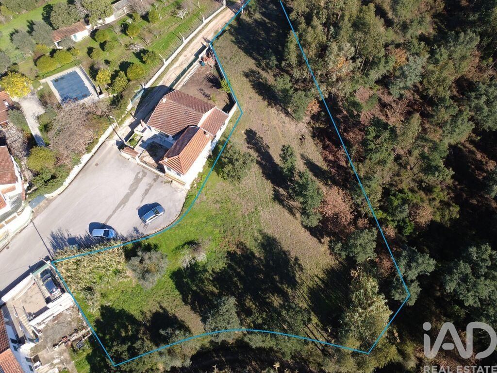 Property photo 2 of 40