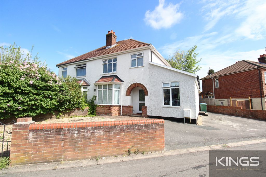 Property photo 1 of 4