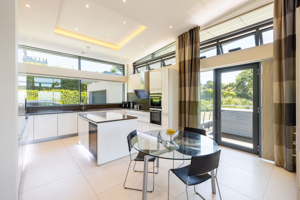 Additional image 10 of 5 bed detached house for saleRue Des Eturs, Castel, Guernsey GY5