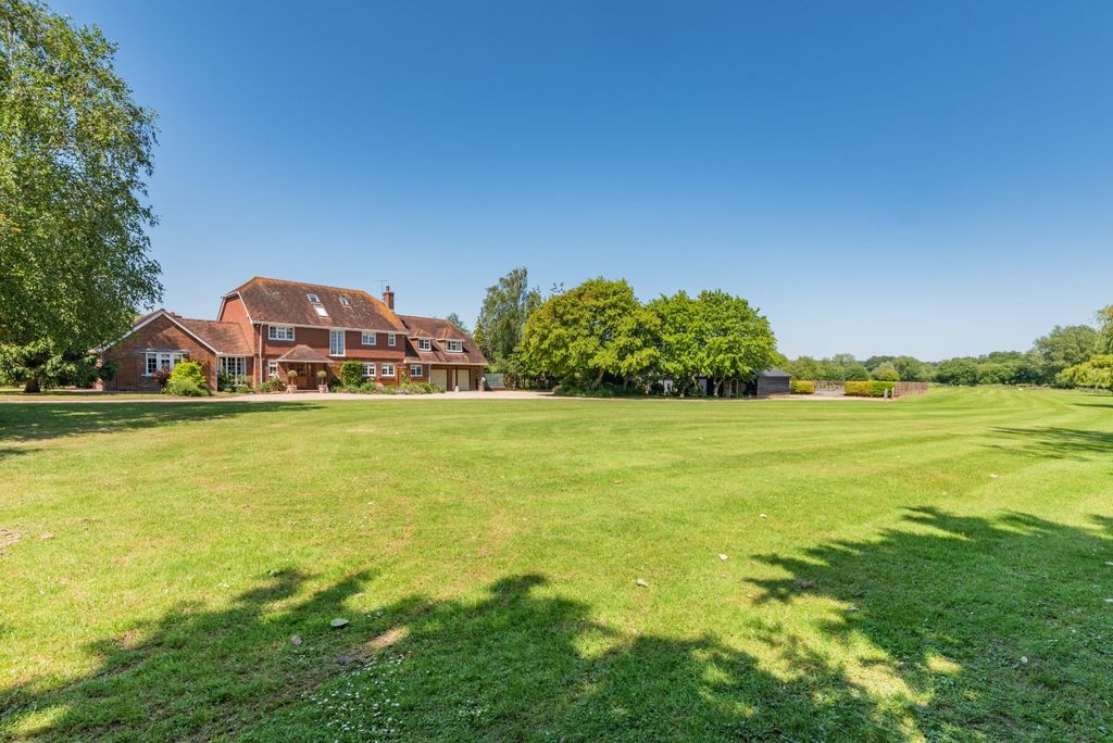 Property photo 1 of 23 Meadow View
