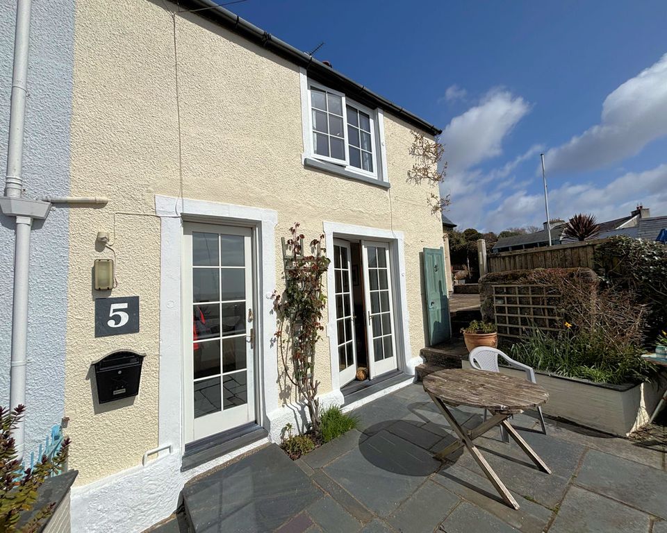 Property photo 2 of 50