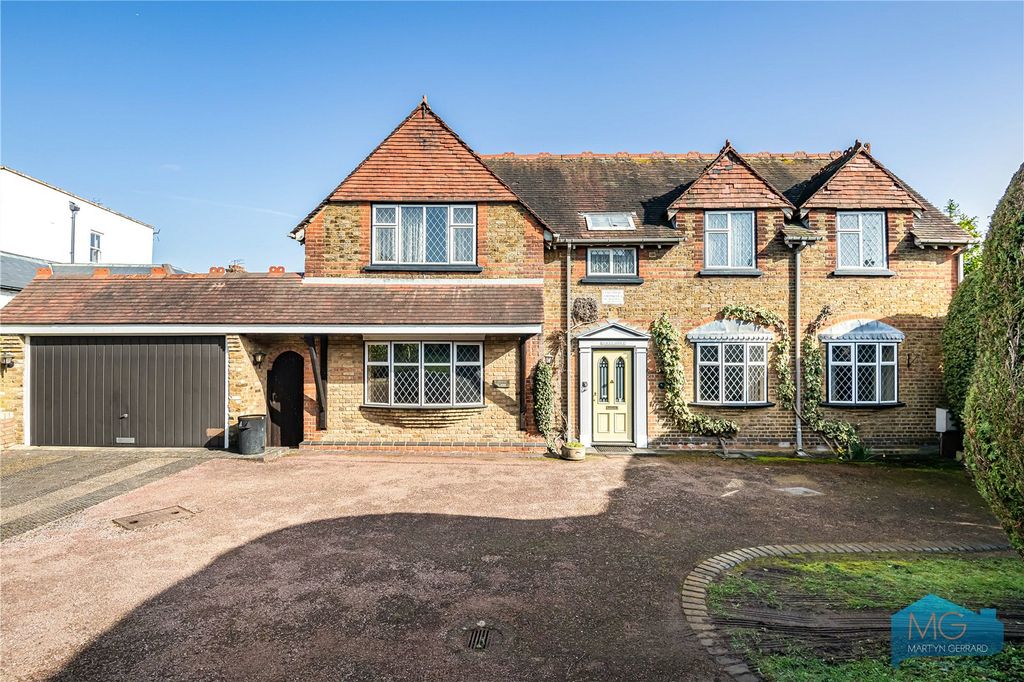 Property photo 1 of 34 Picture No. 19