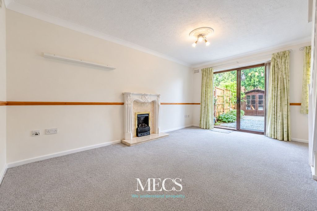 Property photo 2 of 13 1130293