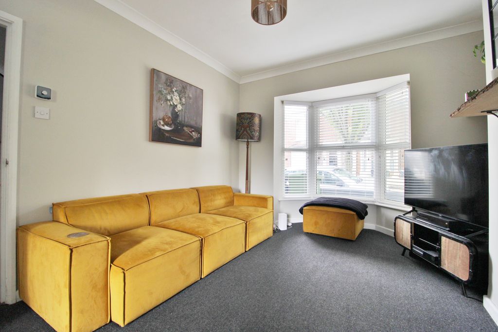 Property photo 2 of 19