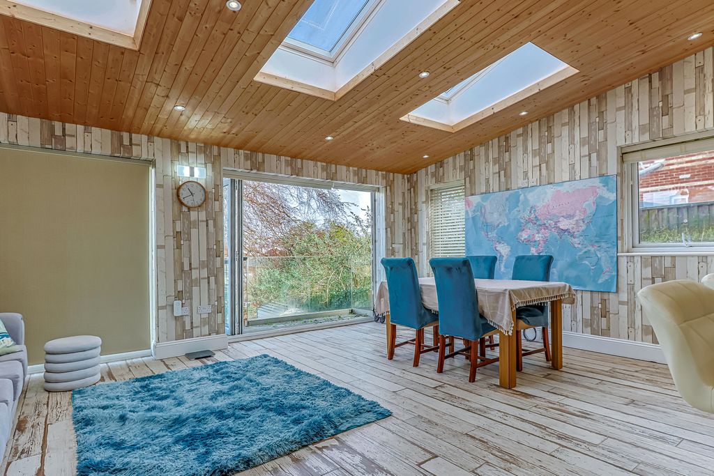 Property photo 2 of 20 333A4552