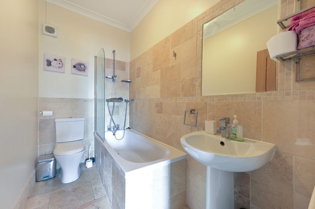 Property photo 3 of 7