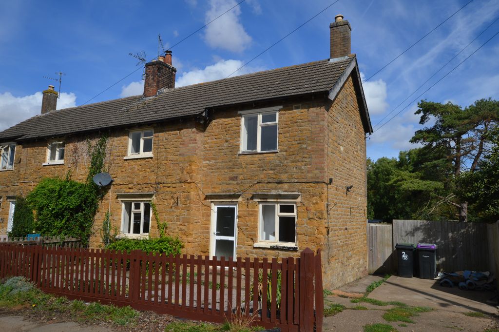 Property photo 1 of 2