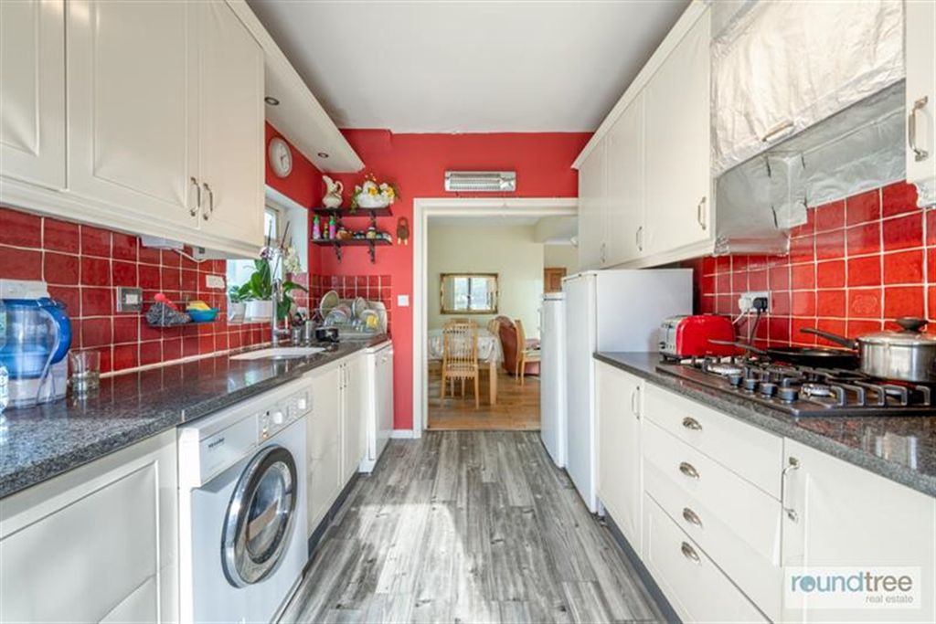 Property photo 1 of 16 (Main)