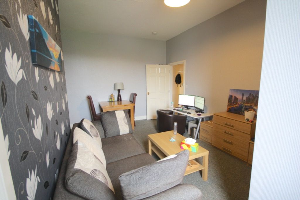 Property photo 2 of 9 Photo 2