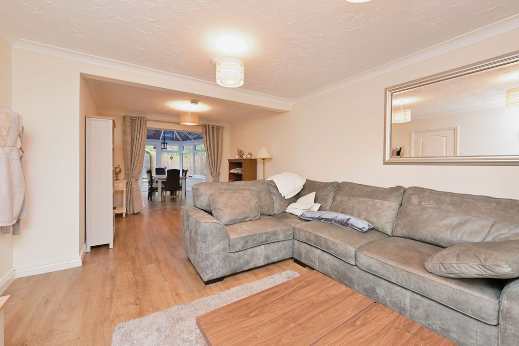 Property photo 2 of 17 Photography