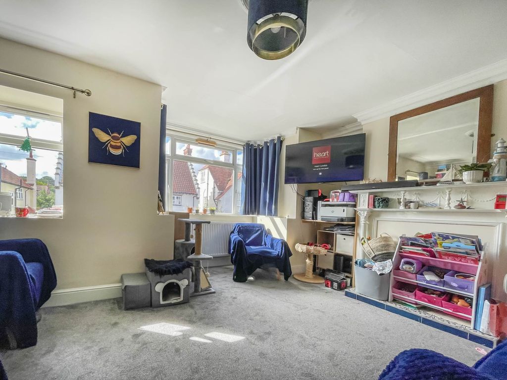 Property photo 3 of 20