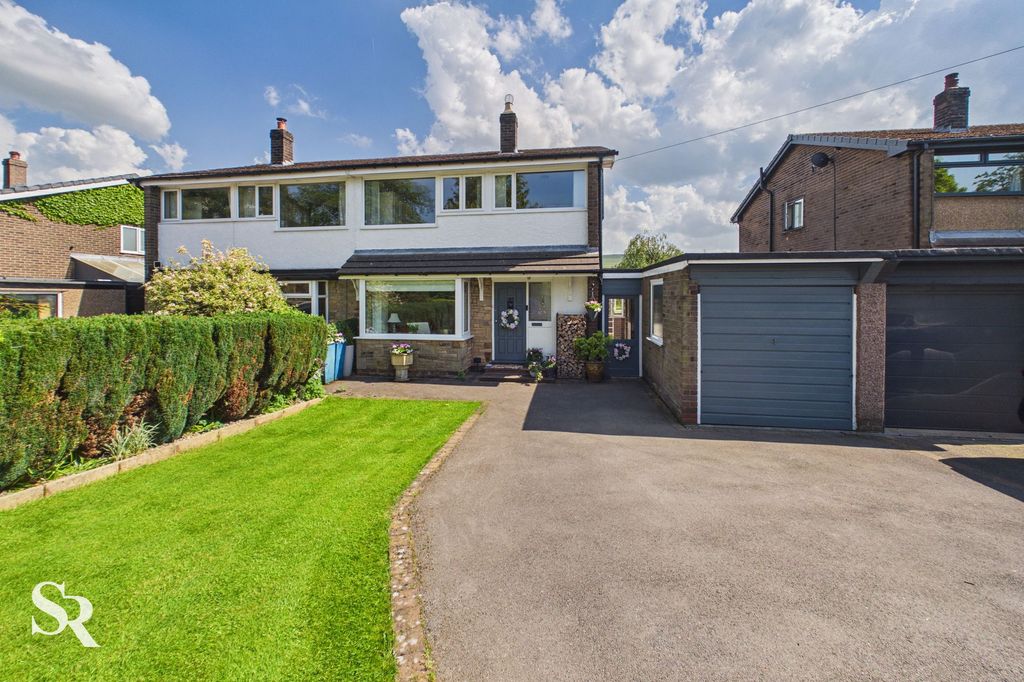 Property photo 1 of 51