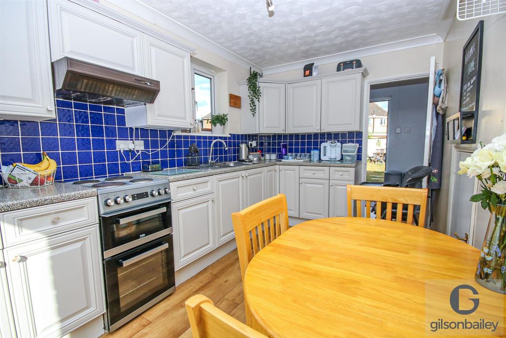 Property photo 2 of 14 Img_3369-2.Jpg