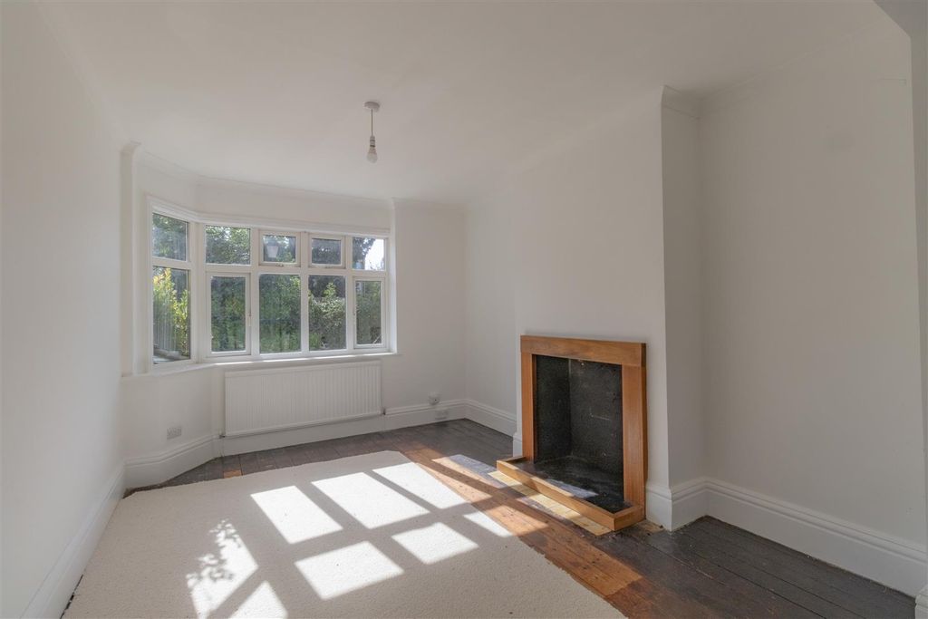 Property photo 2 of 10 Image00002.Jpeg