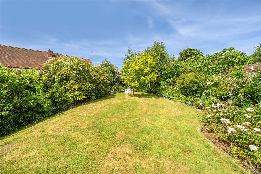 Property photo 3 of 17 Back Garden