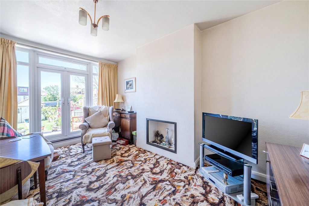 Property photo 2 of 16 Picture No. 07