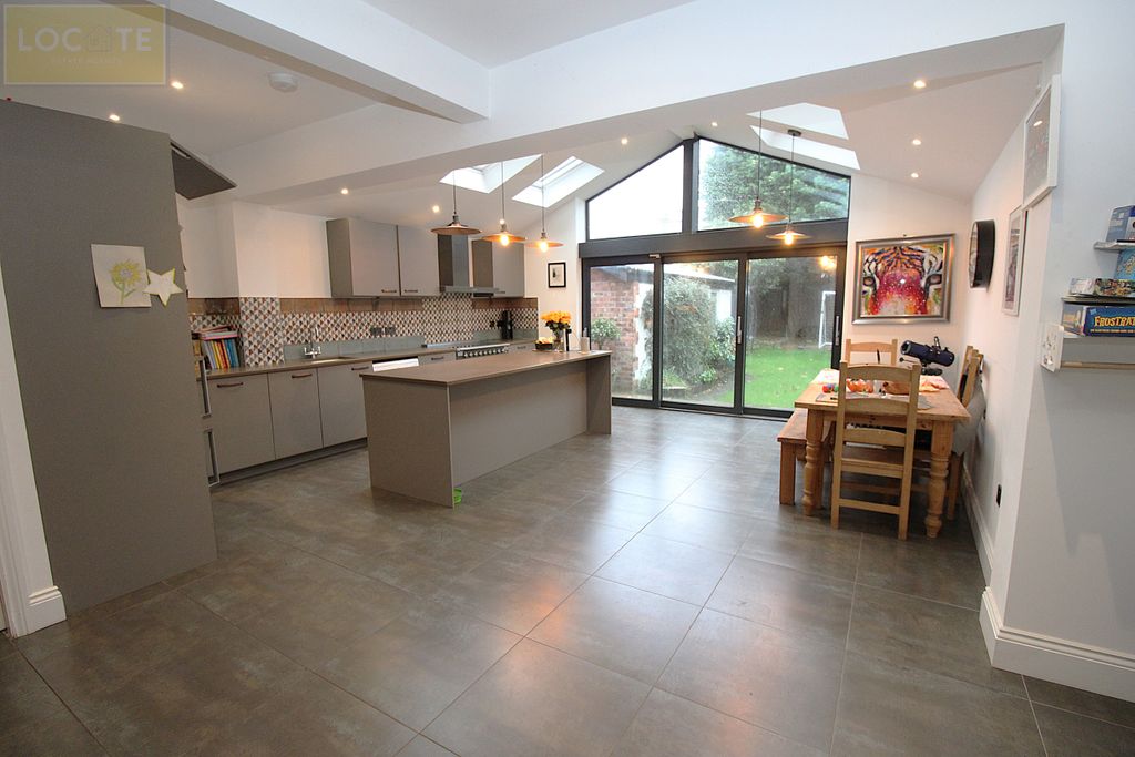 Property photo 2 of 24 Img_6588.Jpg