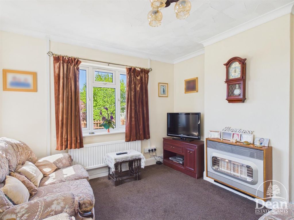 Property photo 2 of 16