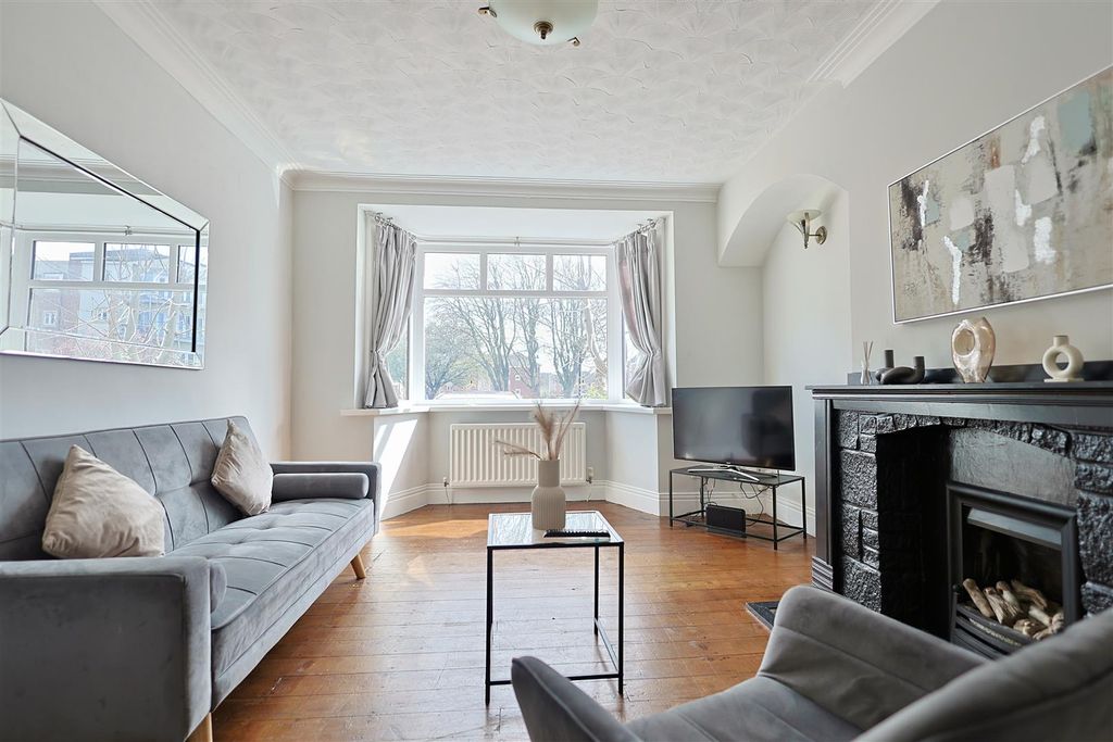 Property photo 1 of 9 930Cbdce-Ece5-406B-83E1-A8873F2A9Fc2_1_201_A.Jpeg