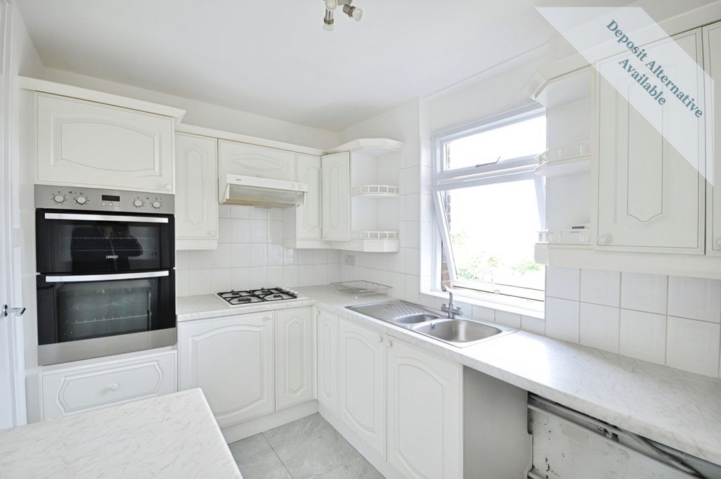 Property photo 3 of 8 E517968E-x3