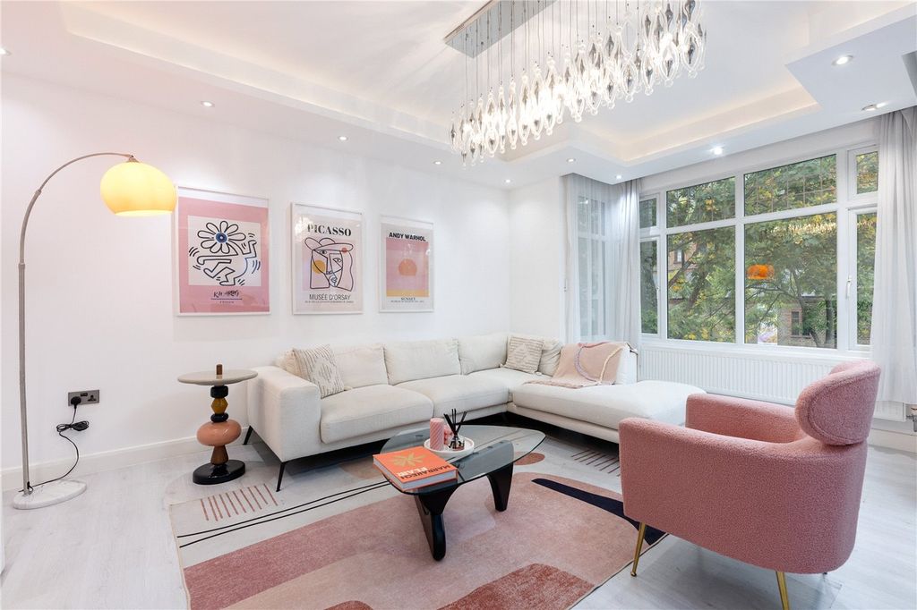 Property photo 2 of 9 Picture No. 08