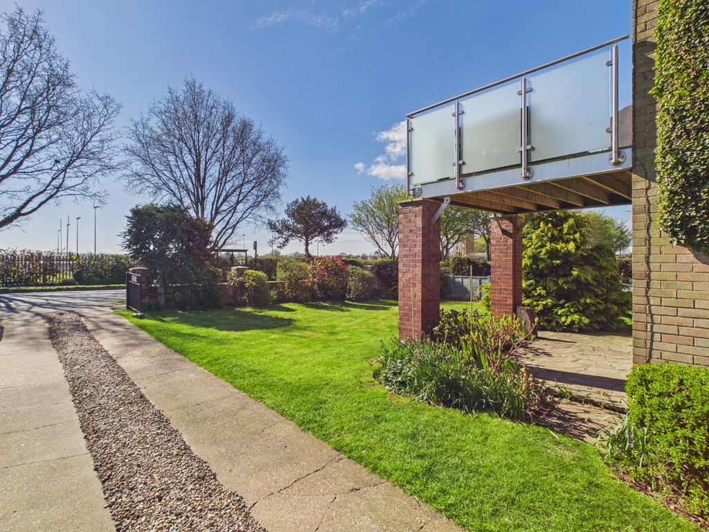 Additional image 4 of 5 bed detached house for saleBridlington Road, Driffield YO25