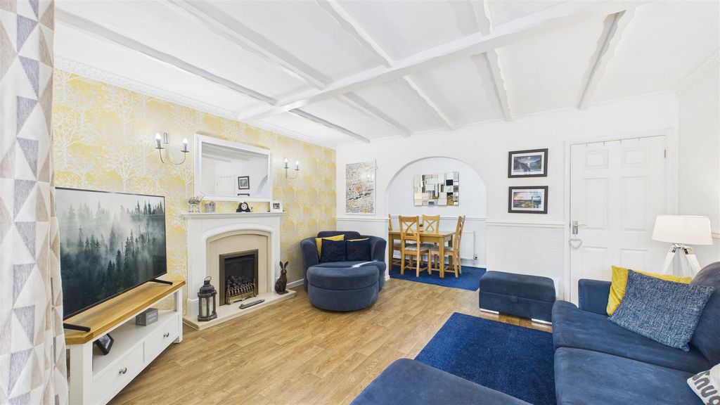 Property photo 3 of 22 Cam05101G0-Pr0112-Still023.Jpg